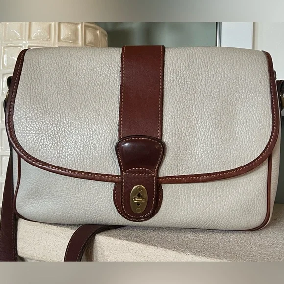Coach Vintage Sheridan Glenwood Cream Brown Genuine Leather Crossbody Bag - Picture 2 of 15